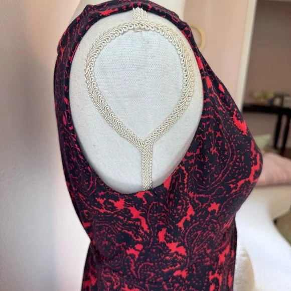 Boden Red Sleeveless Empire Waist Lotus Paisley Maxi Dress Size 10P - Picture 4 of 8